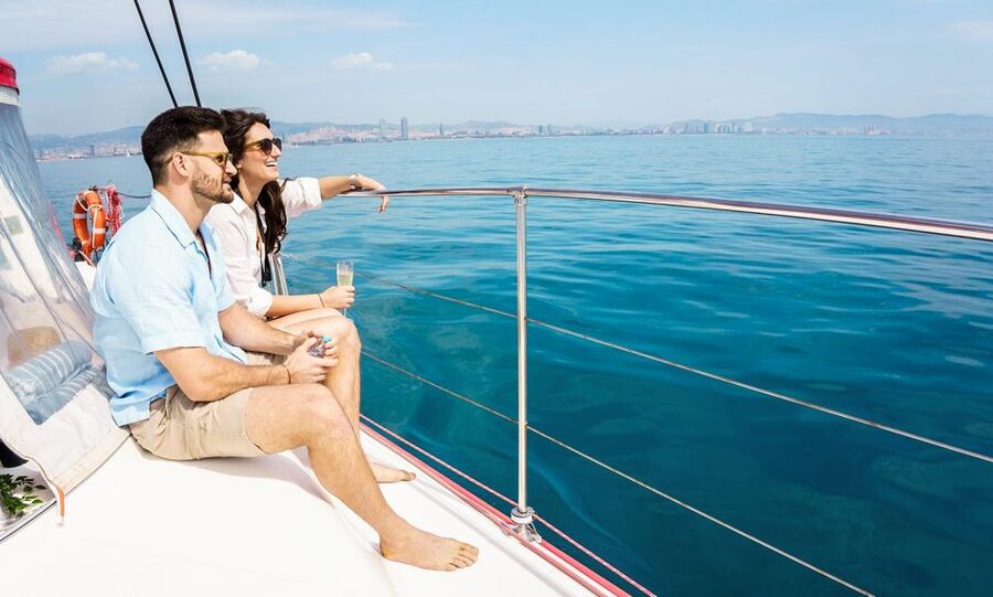 Barcelona: Sunset or Day Catamaran Cruise with Tapa & Drink - Choosing the sunset sailing