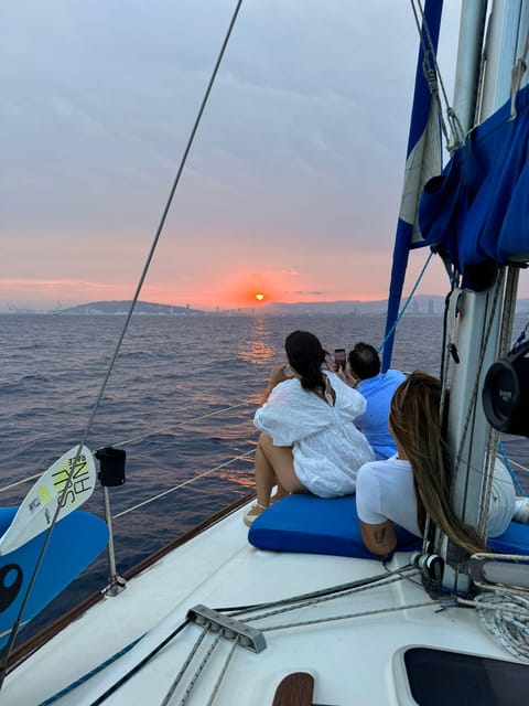 Barcelona: Sunset Sailboat Cruise with Drinks and Snacks - Setting Sail From Gate 8-9