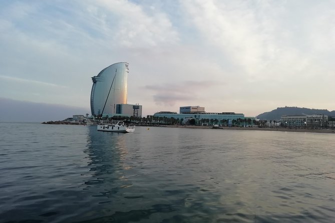 Barcelona Sunset Sailing Cruise from Port Olímpic with Open Bar - Open-bar drinks and snacks on the boat