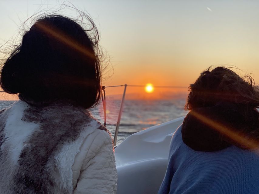 Barcelona: Sunset Sailing Tour with Open Bar & Snacks - Drinks, olives, and a very light snack