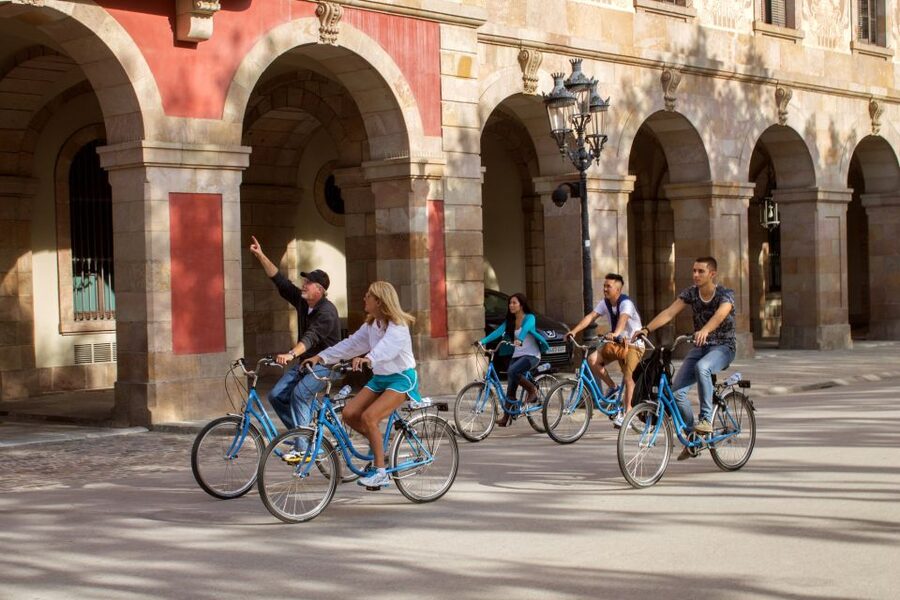 Barcelona Tapas 3-Hour Bike Tour - From old streets to Barceloneta’s coast