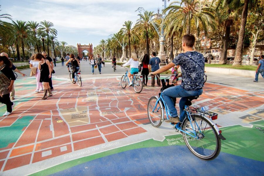 Barcelona Tapas 3-Hour Bike Tour - How the pace and group size shape the day