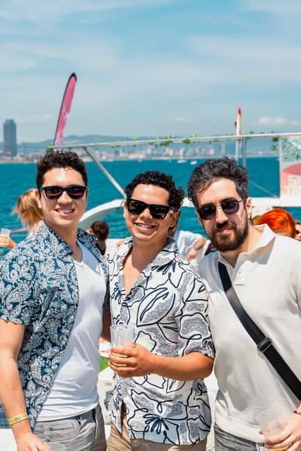 Barcelona: The Original Barcelona Boat Party - Meeting Under the Giant Goldfish