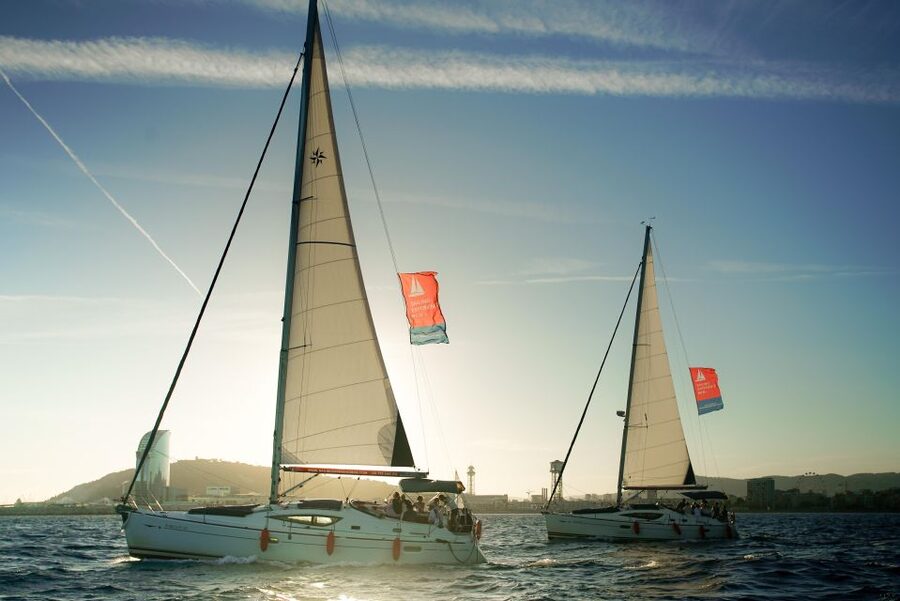 Barcelona: Unique Sunset Sailing Tour with Tapas & Open Bar - An open bar with one small caveat