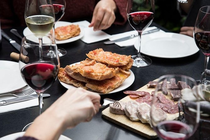 Barcelona Wine and Gourmet Tapas Tour - Key points at a glance