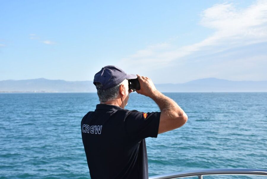 Benalmadena: Dolphin Watching Boat Tour - Food, shade, music, and comfort on the New Magic
