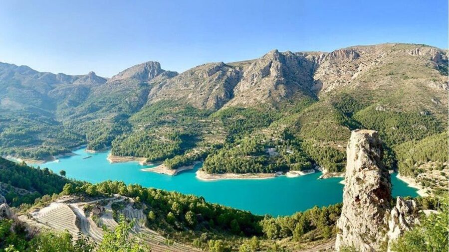 Benidorm: Guided Jeep Trip to Guadalest and Algar Falls - Should you book the Guadalest and Algar Falls Jeep trip?