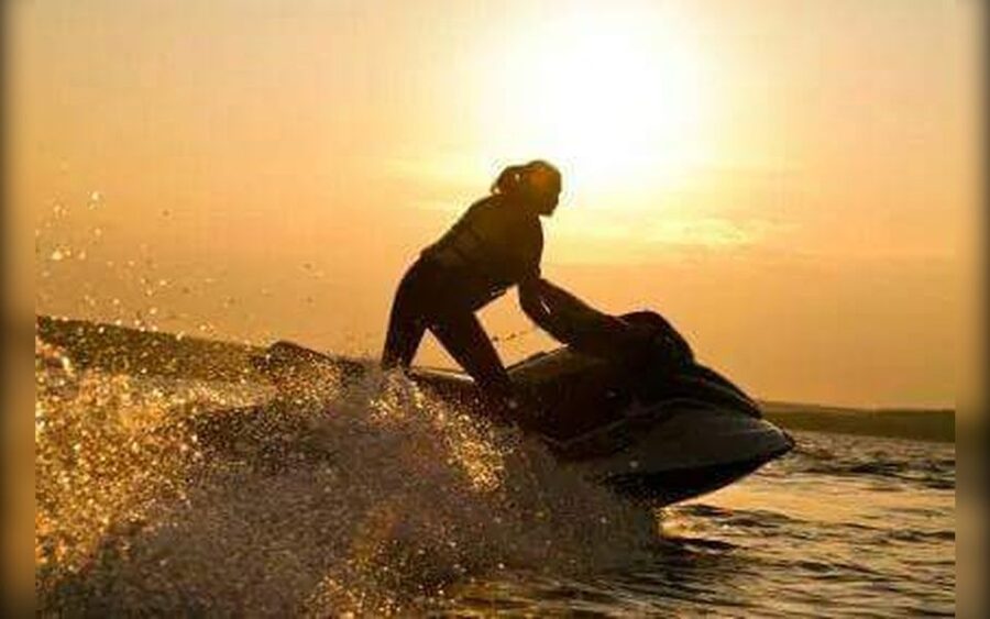 Benidorm: Jet Ski Tour with Instructor - Learning the controls before the speed