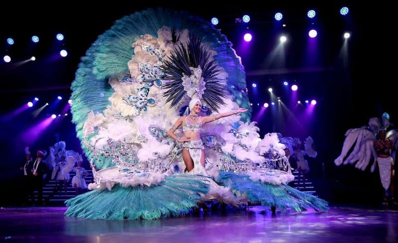 Benidorm: Show at Benidorm Palace - The 2025 Elements production