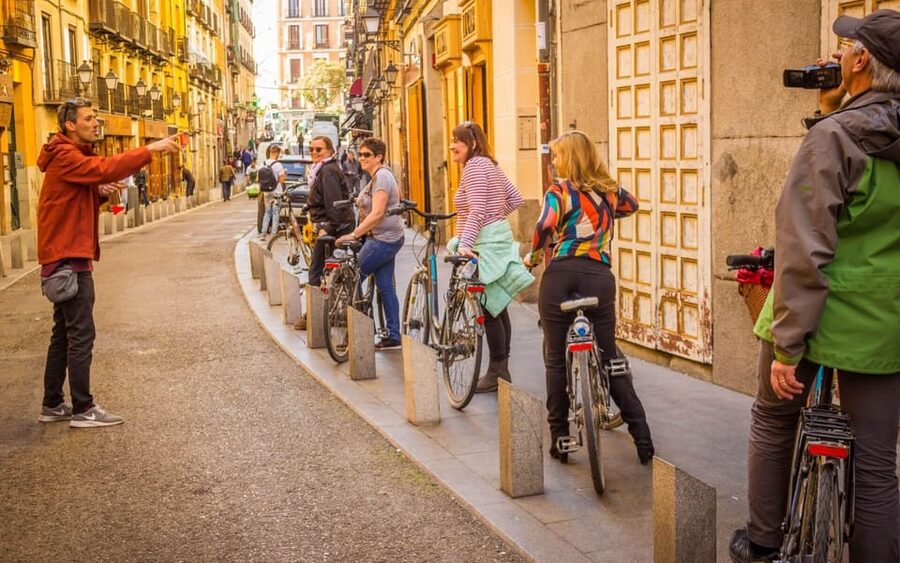Best of Madrid: 3-Hour Guided Bike Tour in Small Groups - Cibeles, Atocha, and CaixaForum in quick succession