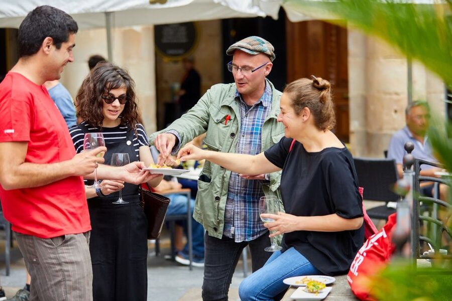 Bilbao: Exclusive Food & Wine Tasting Tour with Local Guide - Key points before you book
