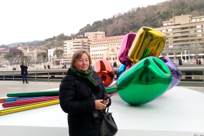 Bilbao: Guggenheim Like Never Before: VIP Access. Small Group.Top - The value of skip-the-line entry