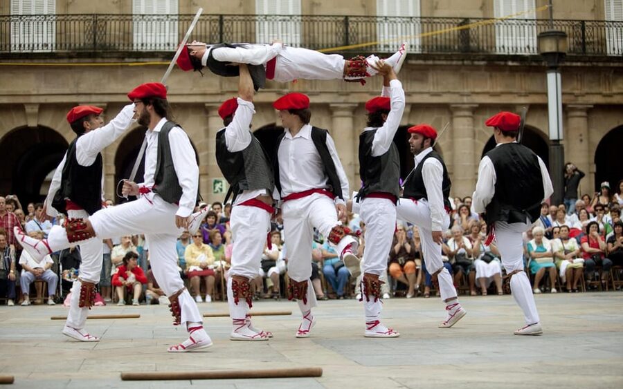 Bilbao old town walking tour - Key things to know before you book
