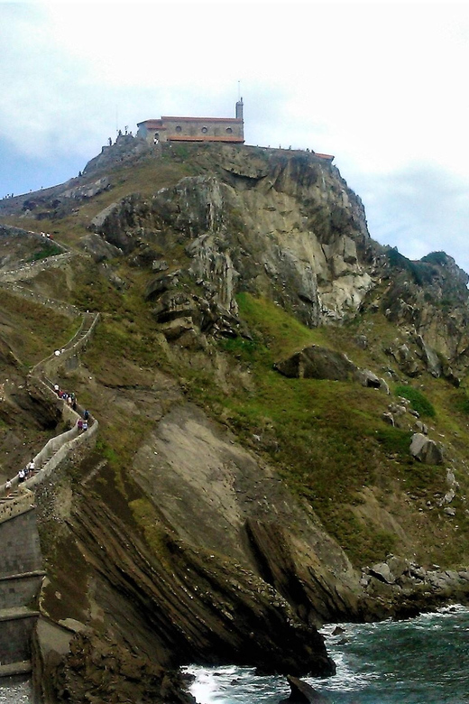Bilbao: San Juan de Gaztelugatxe and Walk along Basque Coast - Crowds, timing, and the value of a small group