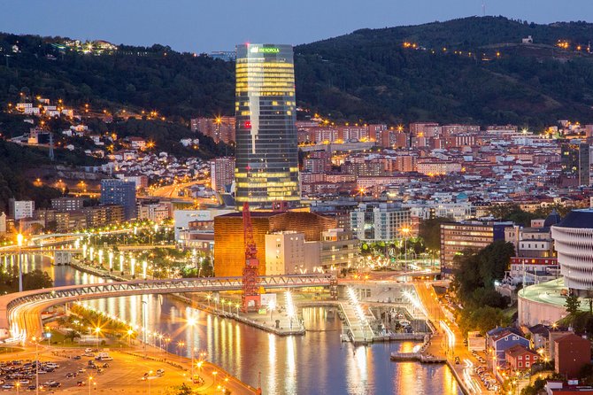 Bilbao Walking Small Group Tour - Weather, clothing, and practical comfort