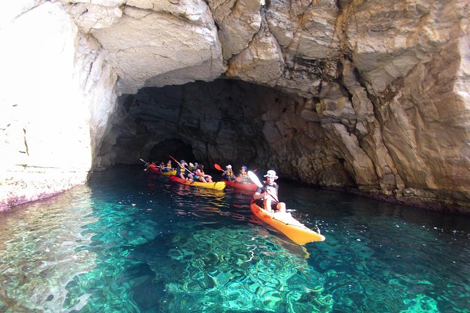 Cabo de Gata Active. Guided kayak and snorkel route through coves of the Natural Park - Meeting point, timing, and weather