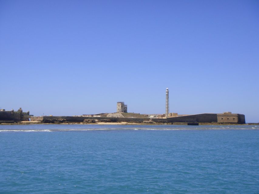 Cádiz: Bay of Cádiz Catamaran Tour with Host - The southern route: forts, shipyards, and the Constitution Bridge