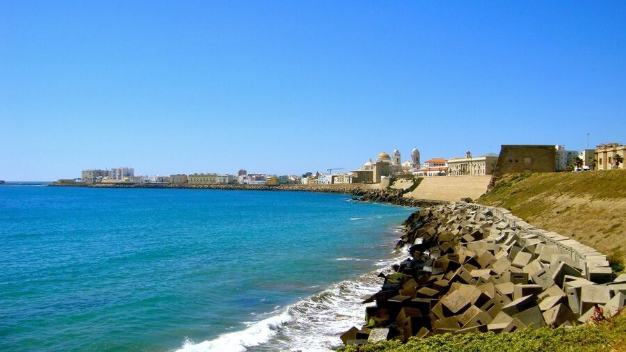 Cadiz: City Bike Tour - How long does the 2.5-hour ride feel?