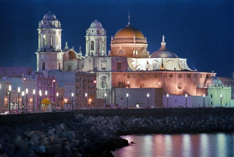 Cadiz: Medieval Tour - Cádiz Medieval Tour: Key Points