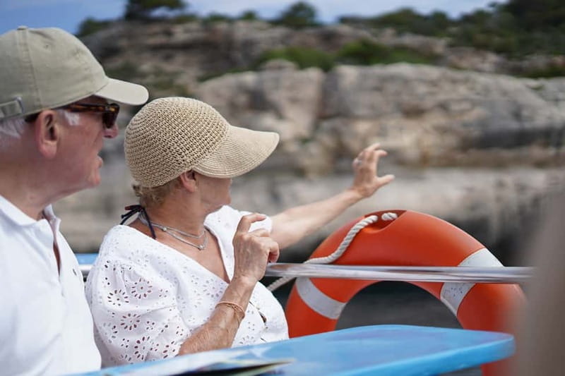 Cala'n Bosc: 3.5-Hour South Coast Sightseeing Boat Trip - Cala Galdana, Mitjaneta, and Mitjana