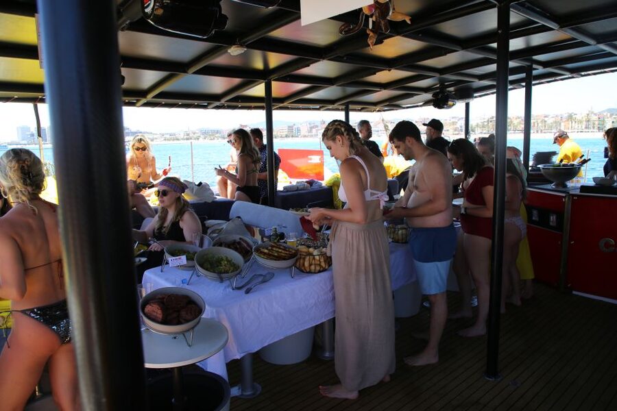 Cambrils: Catamaran Cruise with Drinks and BBQ Lunch Option - Food, BBQ, and the drinks menu