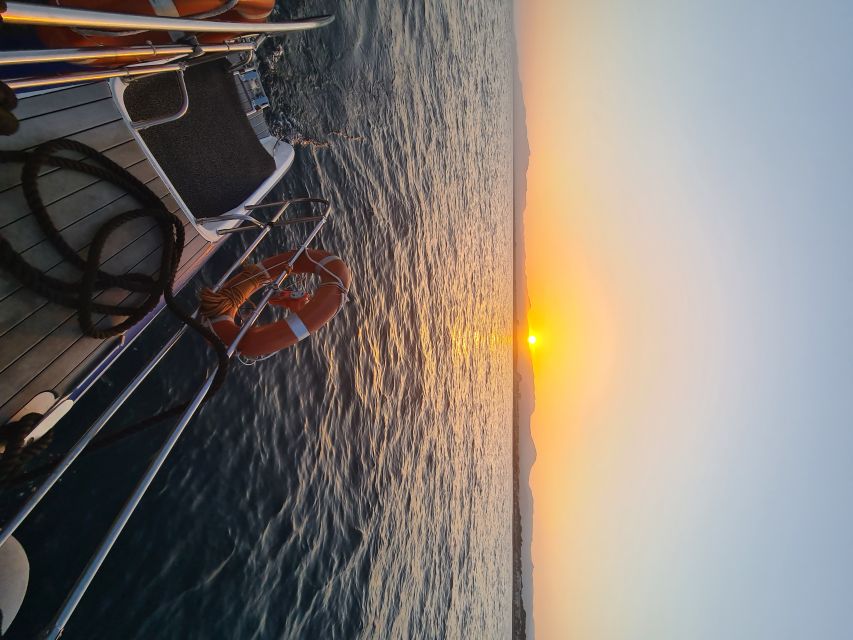 Cambrils: Costa Dorada Sunset Catamaran Cruise with Drinks - Key Points To Know Before Sailing