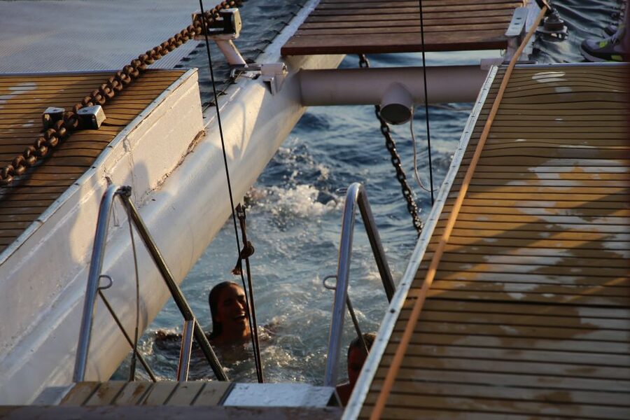Cambrils: Sunset Catamaran Cruise with Drinks - Who will enjoy this cruise most
