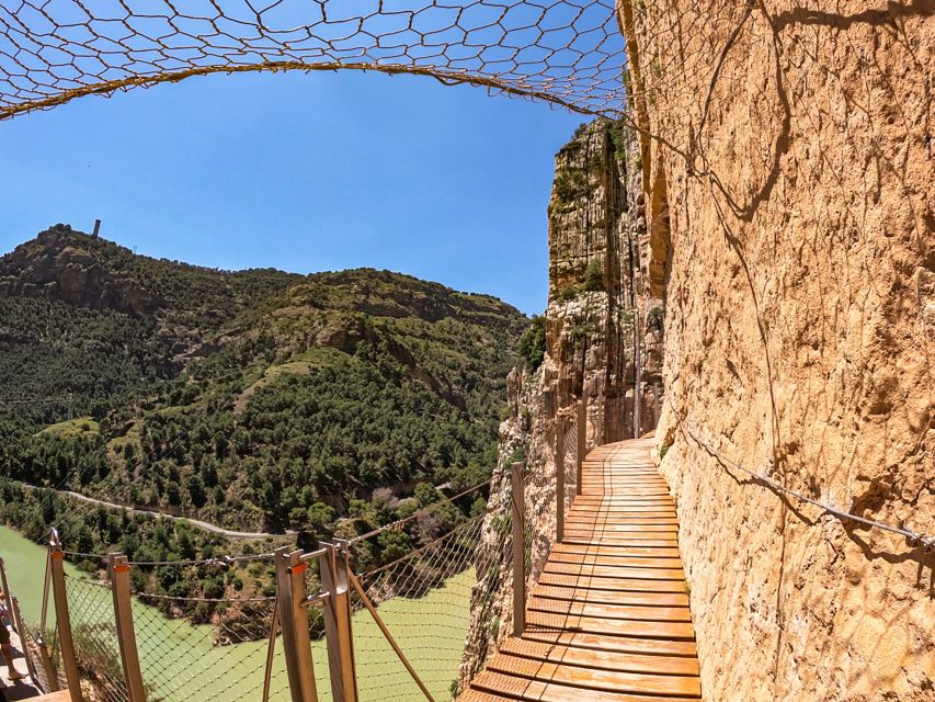 Caminito del Rey: Entry Ticket and Guided Tour - Why Caminito del Rey feels so special