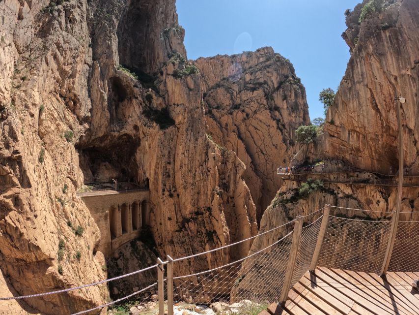 Caminito del Rey: Guided Tour and Entry Ticket - Check-in, helmets, and the first stretch
