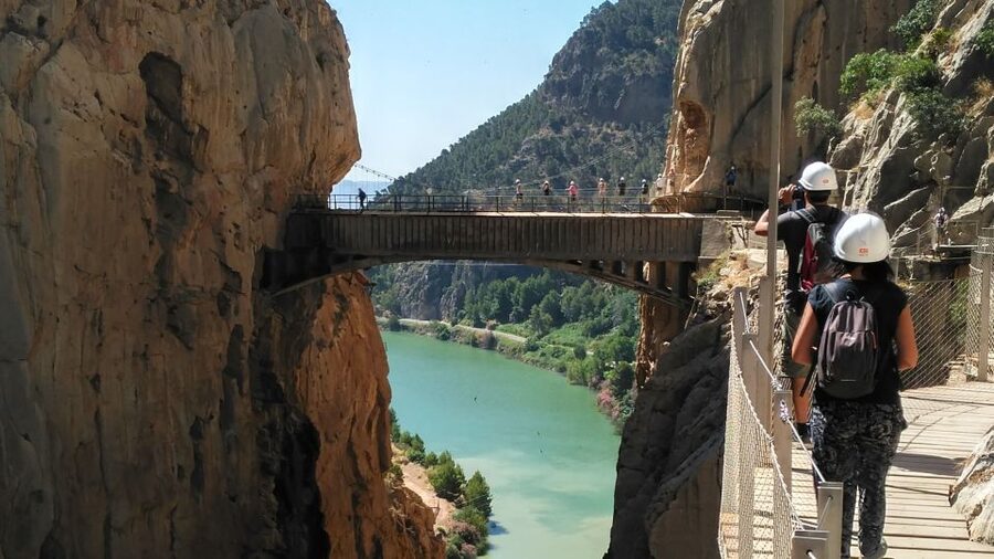 Caminito del Rey: Trekking Tour with Hiking Guide - How hard is the hike?