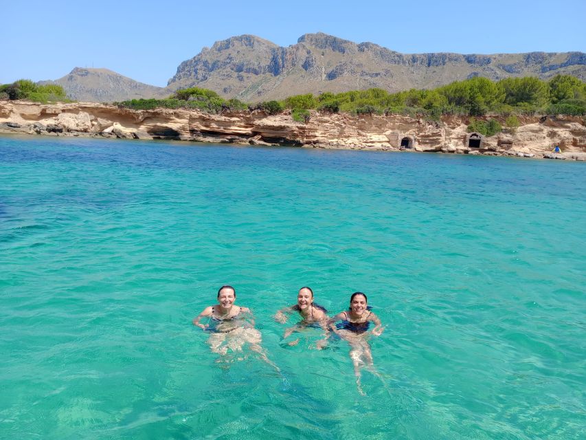 Can Picafort: Dolphin Watching Boat Tour with Swimming - What to bring for a comfortable morning