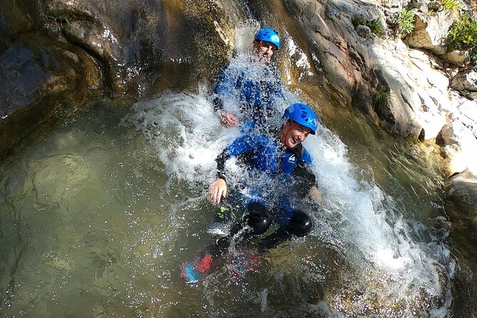 Canyoning Adventure Rio Verde in Granada - Harry’s Guiding Style Makes a Difference