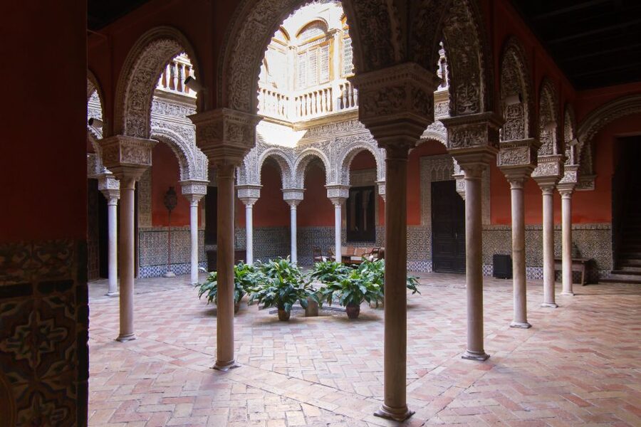 Casa de Salinas Entry Ticket with Audio Guide - What you see inside the 16th-century house