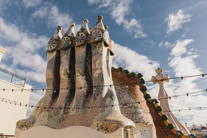 Complete Gaudi Tour: Casa Batllo, Park Guell & Sagrada Familia - Sagrada Família: the right place to finish