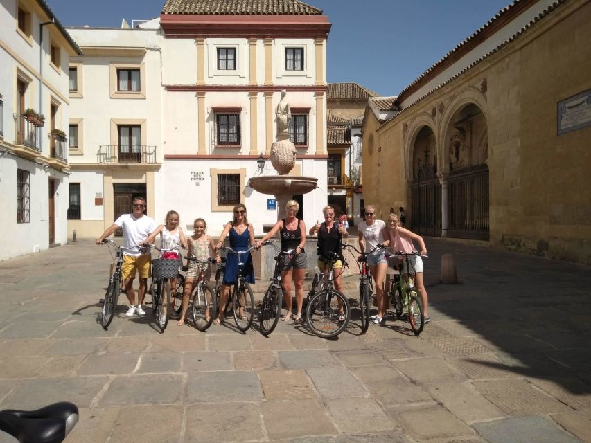 Córdoba Daily Highlights Bike Tour - Patios, quiet lanes, and local corners