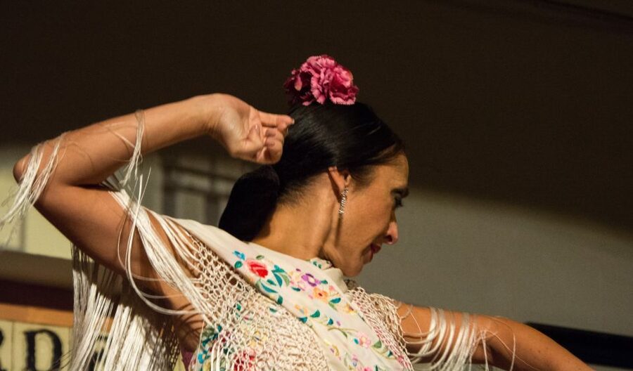 Córdoba: Flamenco Show Ticket with Drinks - Key points to know before booking