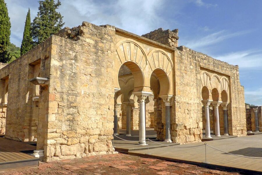 Córdoba: Guided Tour of Azahara Medina - Walking Through the Main Palace Areas