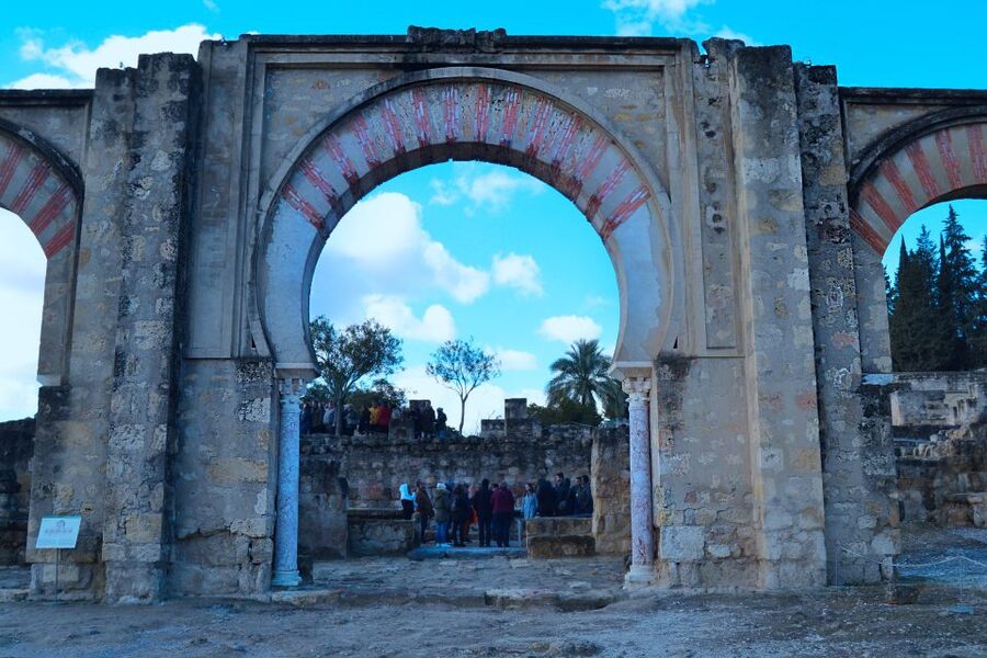 Cordoba: Half-Day Medina Azahara Guided Tour - What to bring for the exposed walk