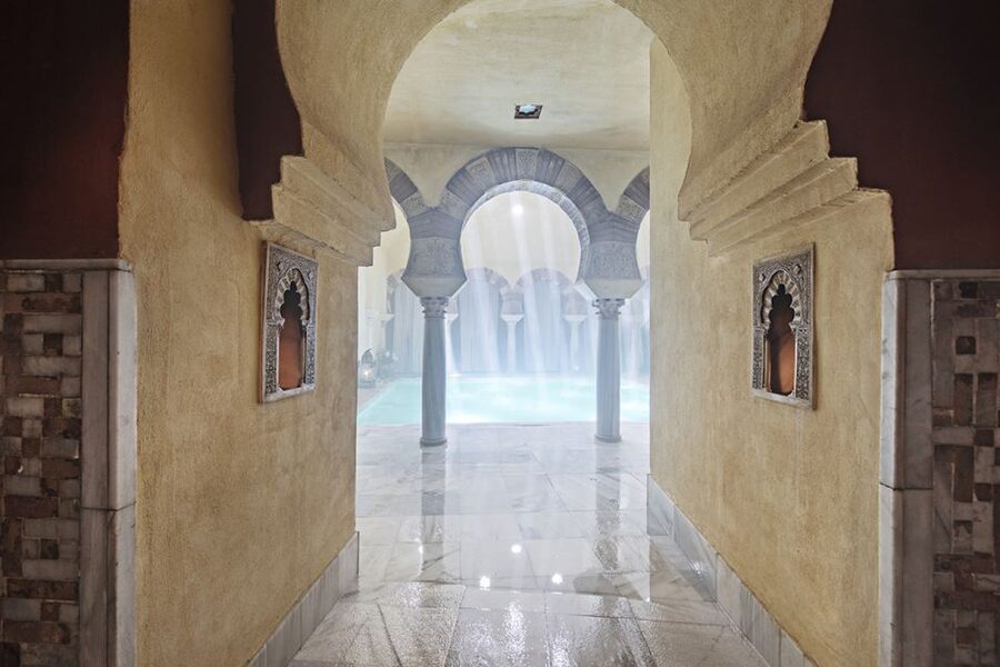 Córdoba: Hammam Al Ándalus Entry Ticket w/Optional Massage - Finding the hammam beside Córdoba’s old quarter