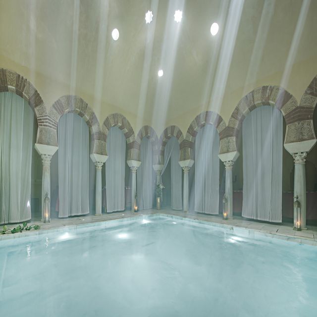 Córdoba: Hammam Al Ándalus Entry Ticket w/Optional Massage - Atmosphere and the question of authenticity