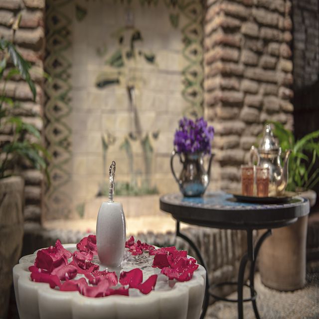 Córdoba: Hammam Al Ándalus Entry Ticket w/Optional Massage - Is $71 a fair price?