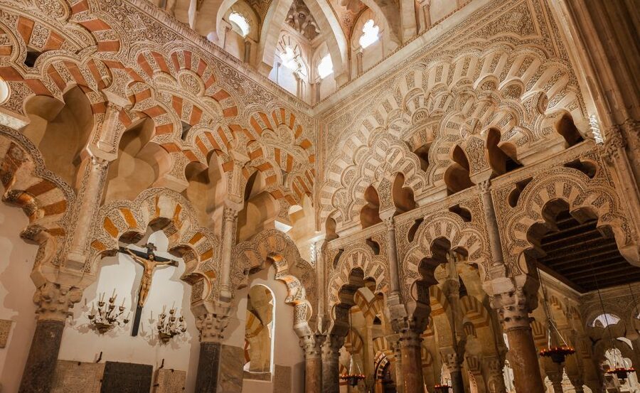 Cordoba Mosque-Cathedral: Skip-the-Line Guided Tour - The expansions through Almanzor