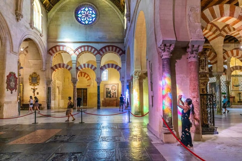 Córdoba: Mosque, Jewish Quarter & Tour with Ticket - Through Córdoba’s Jewish Quarter