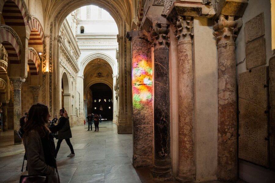 Córdoba: Skip-the-Line Great Mosque-Cathedral History Tour - Guide quality is the tour’s greatest strength