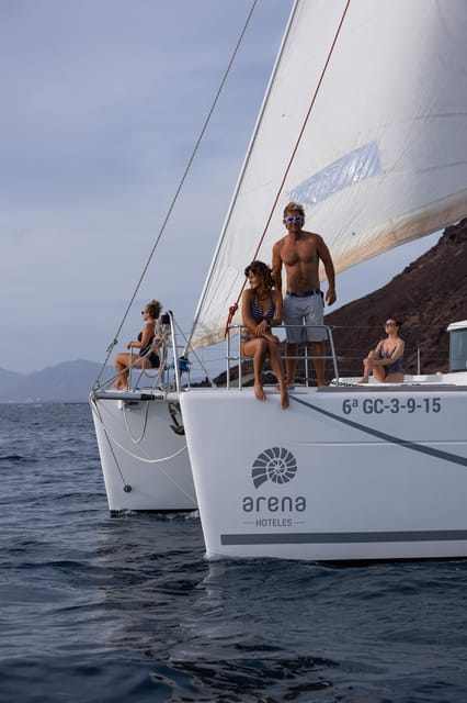 Corralejo: Adults-Only Catamaran Day Trip to Lobos Island - Who will enjoy this catamaran most?