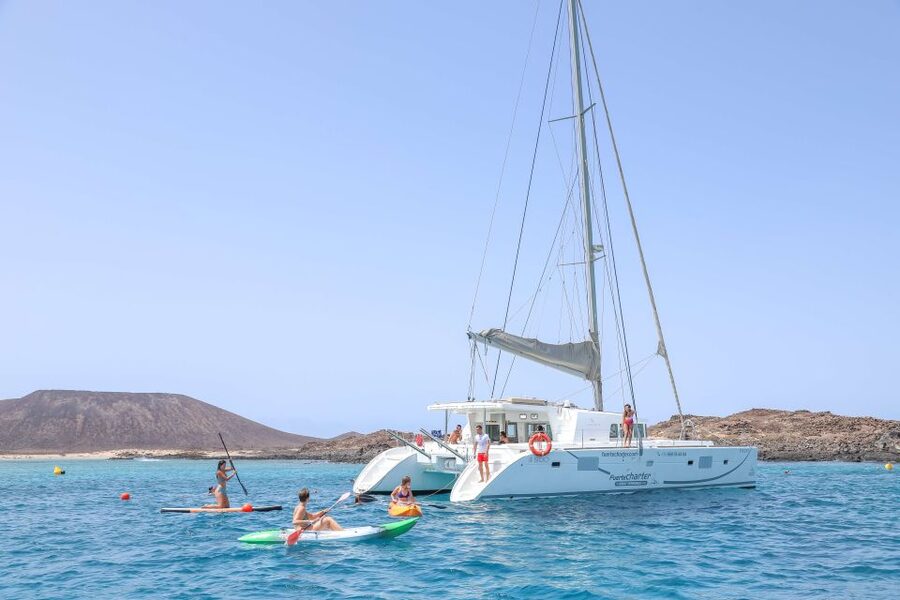 Corralejo: Adults-Only Catamaran Day Trip to Lobos Island - Pickup from Corralejo and the 30-minute transfer