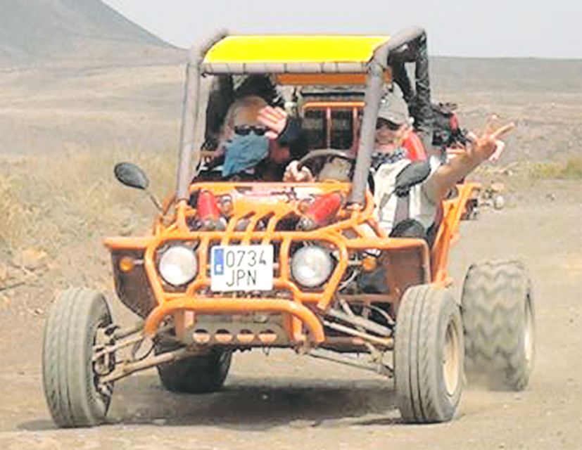 Corralejo: Buggy Safari Tour - Clothing, dust, sun, and comfort