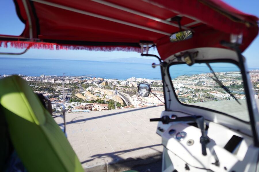 Costa Adeje: Double Tuk Tuk Tour - From Puerto Colón to Fañabé’s beaches