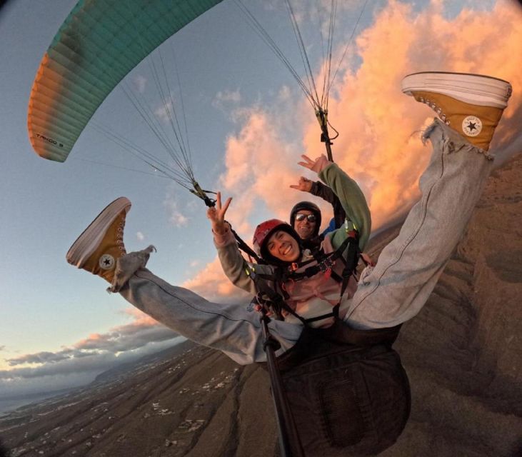 Costa Adeje: Tandem Paragliding Flight with Pickup - The team makes a real difference