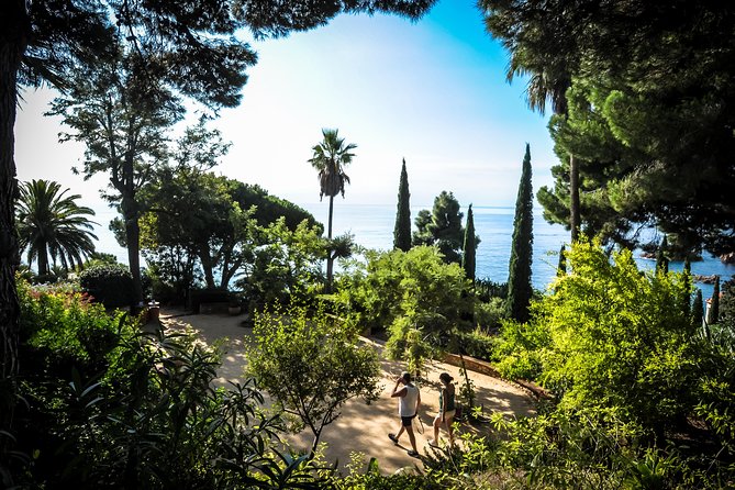 Costa Brava & Medieval Village Tour with Lunch - Blanes, Sant Joan Castle, and the long lunch